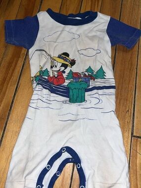 DUNDEE VINTAGE Baby Cartoon Fishing Romper in Blue and White